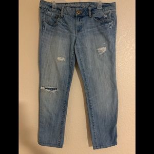 Girls American eagle ripped jeans